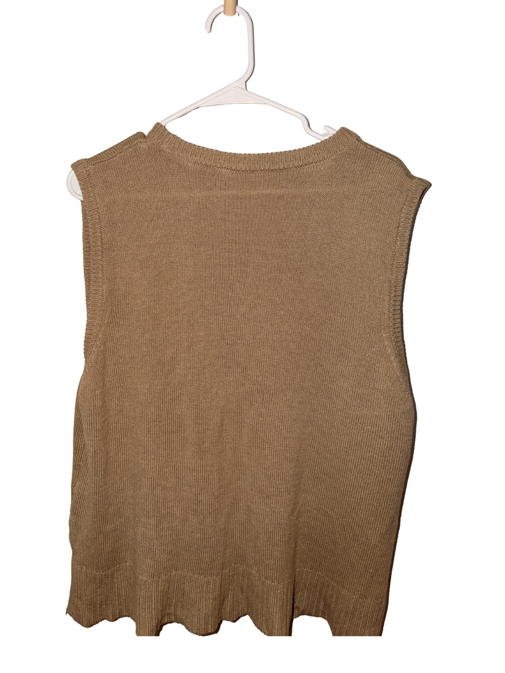 GU Japan Beige Sleeveless Knit Sweater Vest M/L Japanese Size